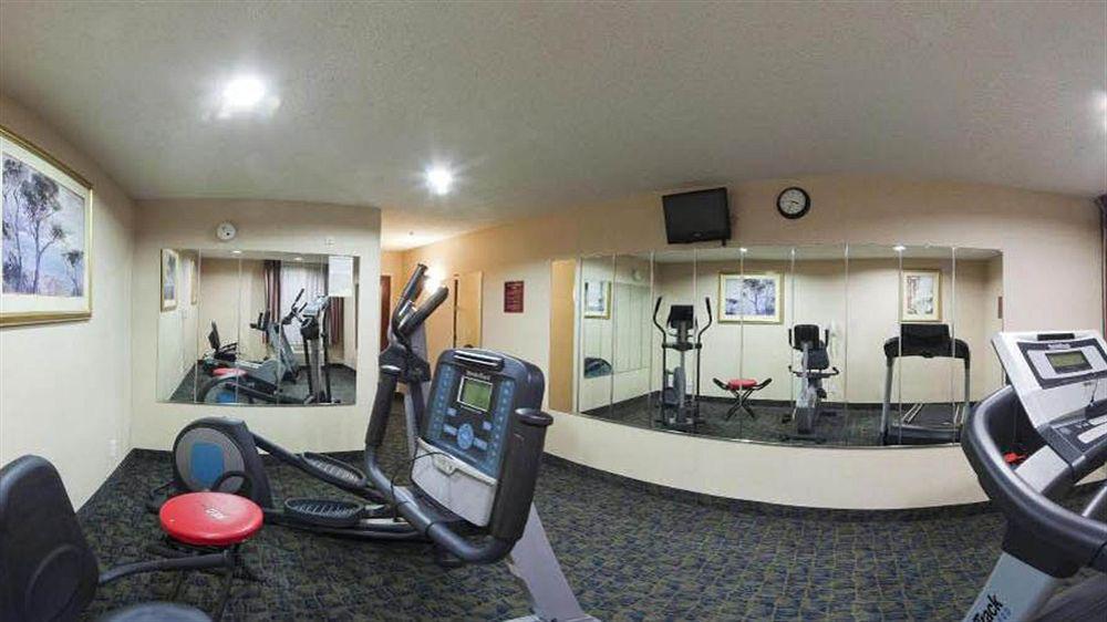Quality Inn Spring Mills - Martinsburg North Экстерьер фото