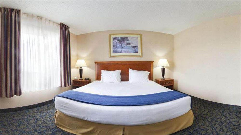 Quality Inn Spring Mills - Martinsburg North Экстерьер фото