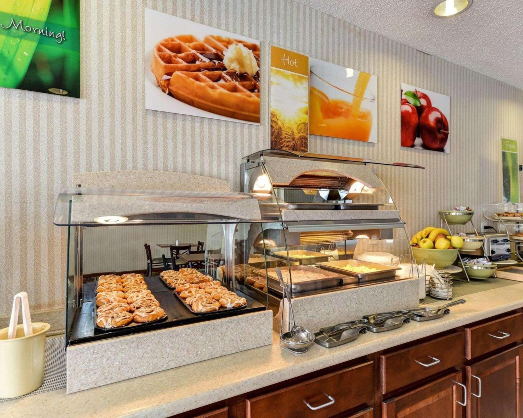 Quality Inn Spring Mills - Martinsburg North Экстерьер фото